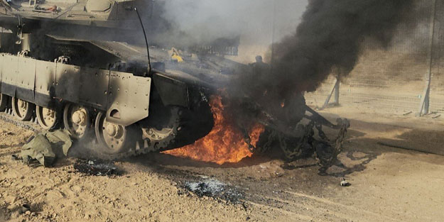 Mücahitlerden katil İsrail'e ağır darbe! Tankları havaya uçurdular