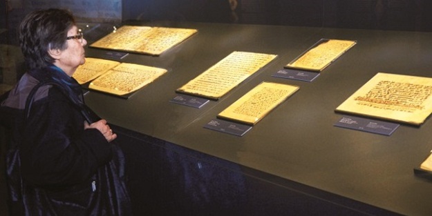 “Mucize Kitabın Muhteşem Hattı: Kûfi” sergisi