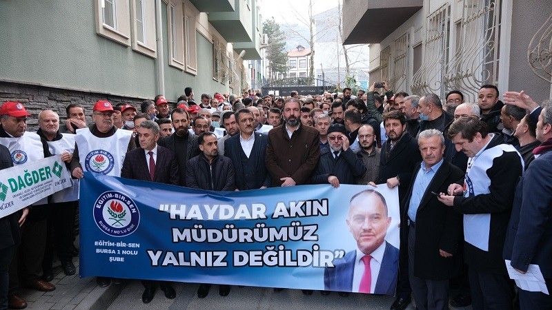 Müdür görevine kumpasçılar açığa
