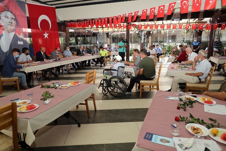 Müdür Şahne, muhtarlarla bir araya geldi 