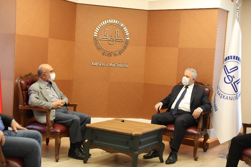 Müftü Güven’den Prof. Dr. Ali Erbaş’a destek 