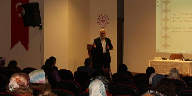 Müftü Topçu: “Şiddet insanlık ayıbıdır”