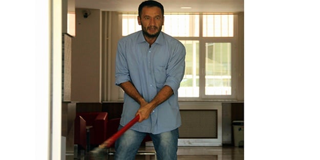 Müftülükte baltalı saldırgan