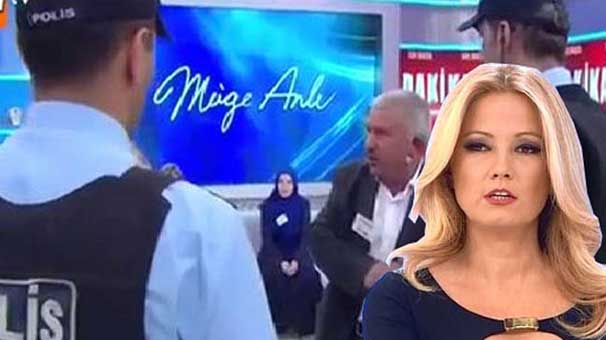 Müge Anlı'nın canlı yayınını polis bastı