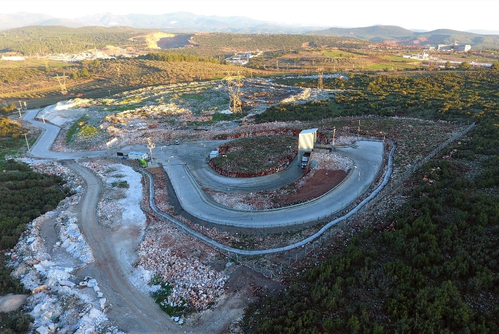 Muğla Büyükşehir 4 bin 737 ton katı atığı güvenli bir şekilde aktardı 