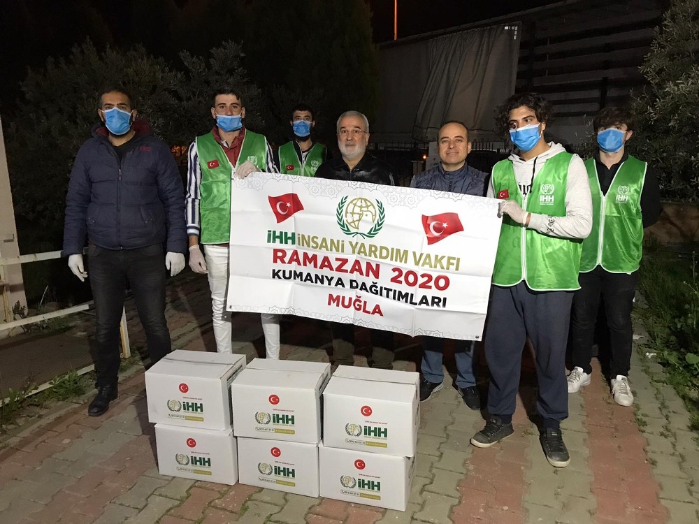 Muğla İHH Şubesi gıda yardımlarını sürdürüyor 