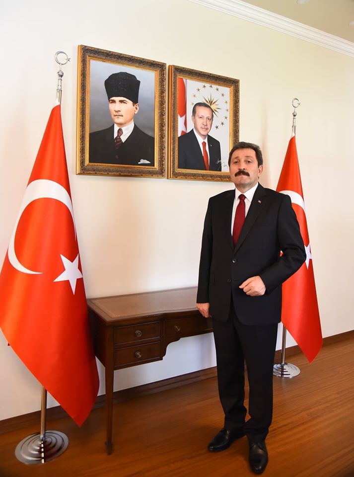 Muğla Valisi Orhan Tavlı, Babalar Günü’nü kutladı 