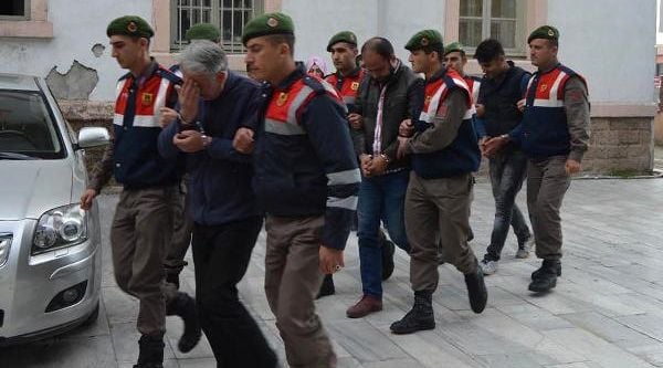 Balıkesir’de göçmen kaçakçılığı operasyonu