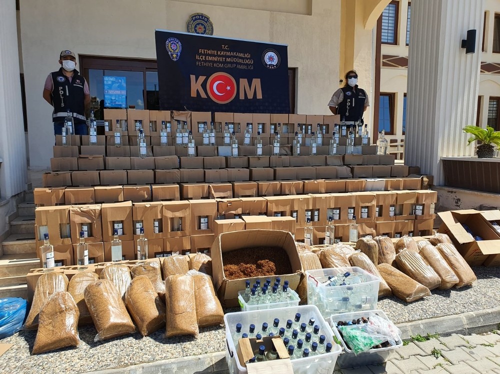 Muğla’da 300 kilo bandrolsüz tütün ele geçirildi 