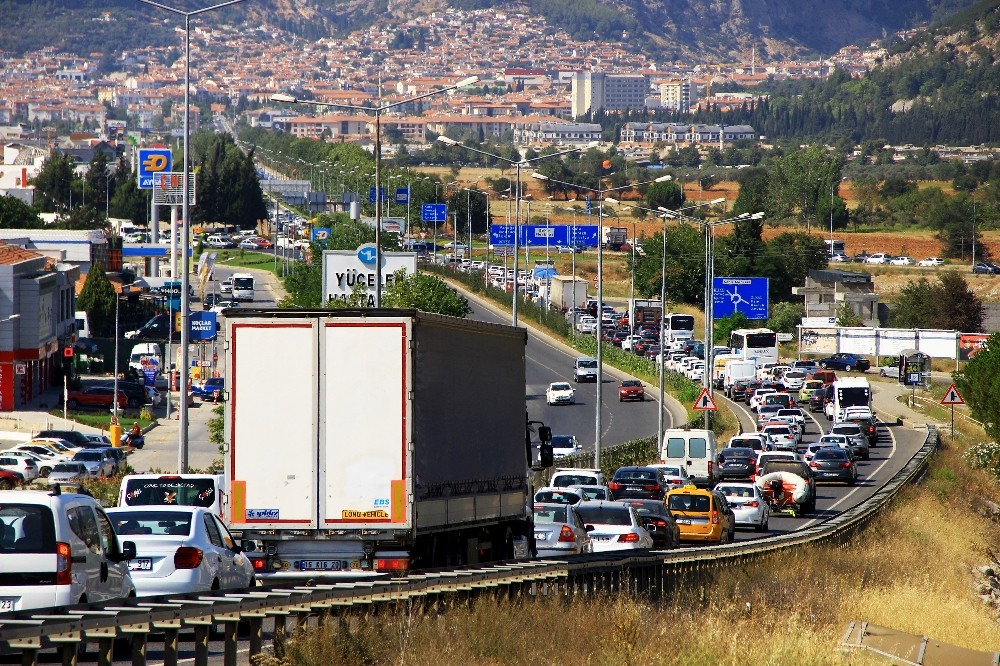 Muğla’da araç sayısı bir yılda 13 bin 762 arttı 
