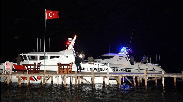 Muğla'da balıkçı teknesi battı: 2 kayıp