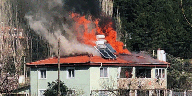 Muğla'da bir kişi evinde yanarak öldü