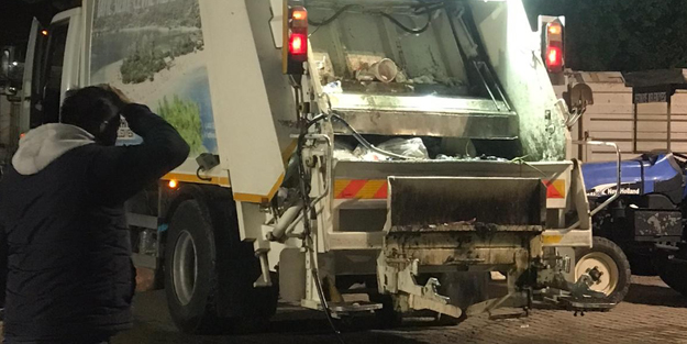 Çöp kamyonunda patlama sonucu işçinin yüzü yandı!