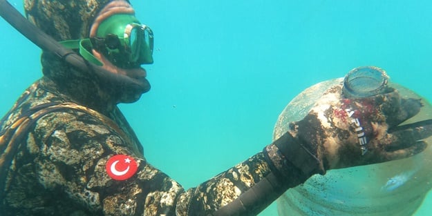 Muğla'da deniz dibi temizliği etkinliği