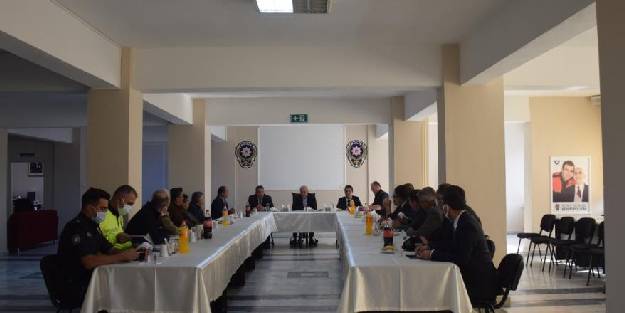 Muğla'da muhtarlara KADES VE UYUMA anlatıldı