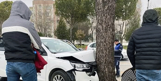 Muğla'da sürücü adayı ehliyet sınavında kaza yaptı!