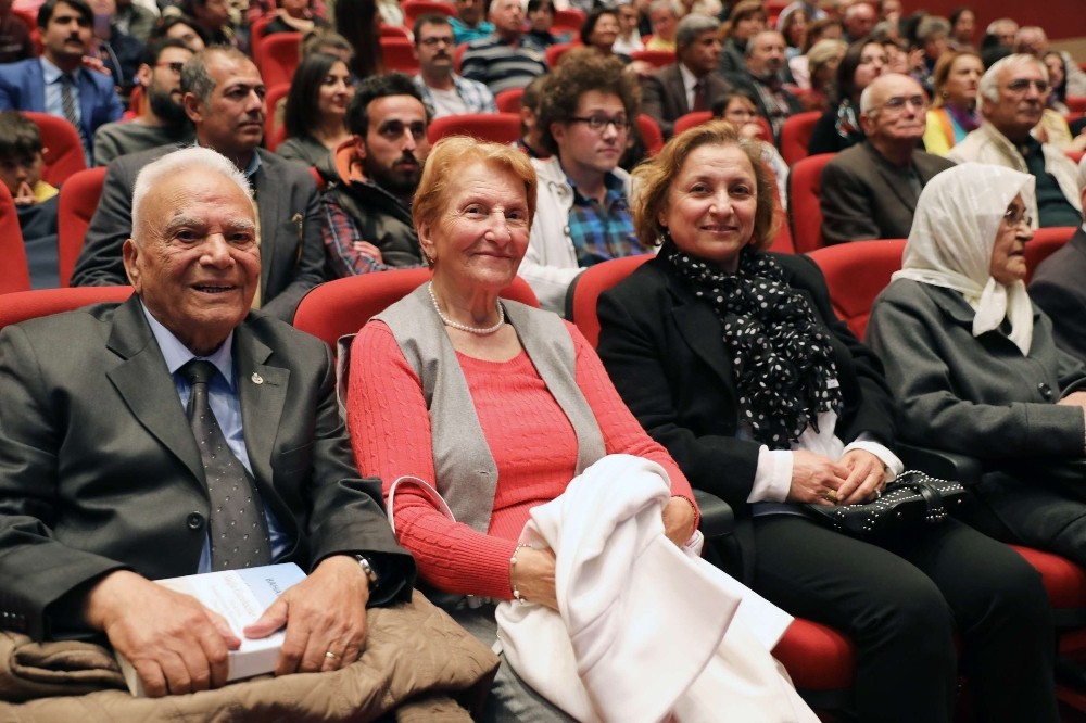 Muğla’da “Yücel’in Çiçekleri” seyircisiyle buluştu 