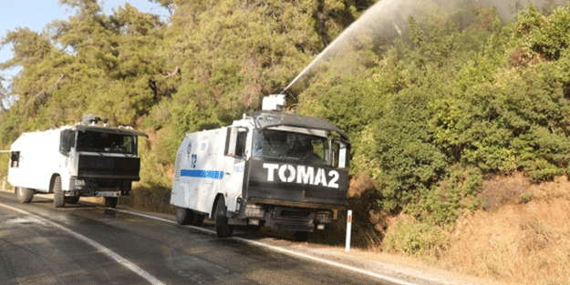 Muğla'daki orman yangını olan ilçelere Emniyet Teşkilatı'ndan destek