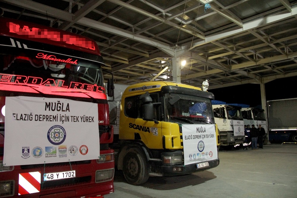 Muğla’dan Elazığ’a 9 Tır yardım 