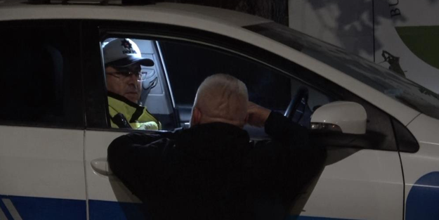 Muhabirden can alıcı soru: ‘Geçinemiyorum’ diyen emekli zil zurna yakalandı