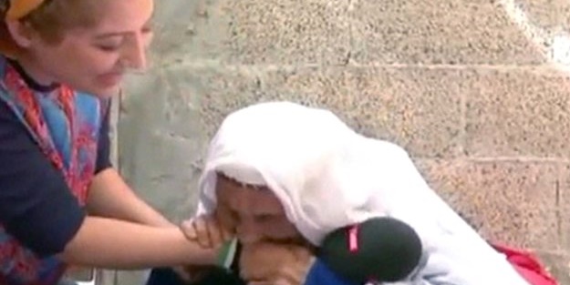 Muhabirin kolunu öpen nine röportajdan 4 gün sonra...