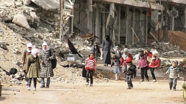 Muhalifler devrimin başkenti Deraya'dan gidecek