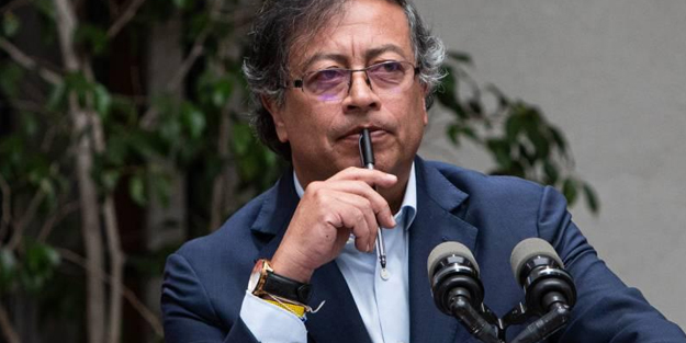 Muhalifler durmuyor! Kolombiya'da başsavcı ile cumhurbaşkanı birbirine girdi! Ülkede dikkat çeken, olay paylaşım