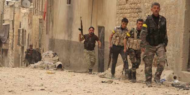 Muhalifler Hama'da operasyon başlattı