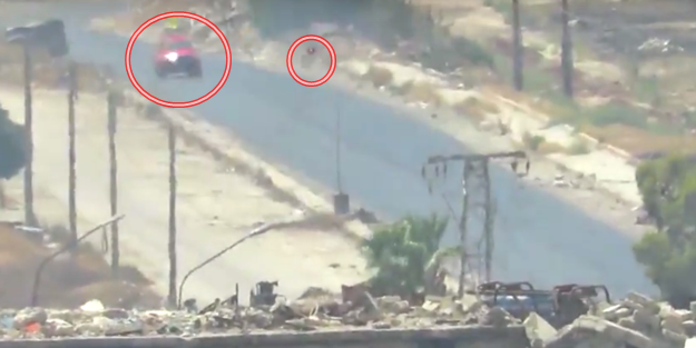 Muhalifler, Hizbullah aracını böyle vurdu (video)