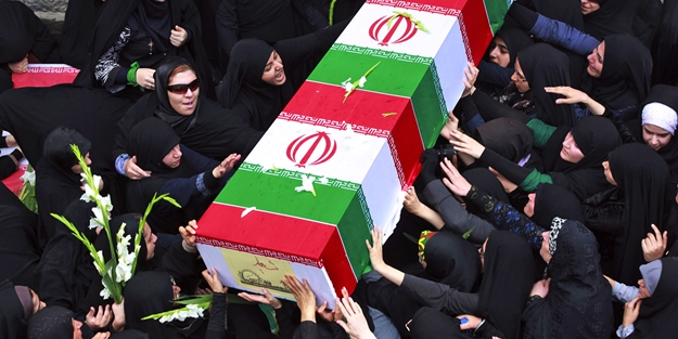 İki iran askeri daha öldürüldü