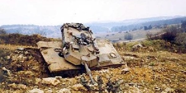 Muhaliflerden tank katliamı!