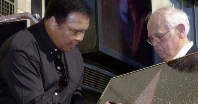 Muhammed Ali'den Hollywood'a pes ettiren cevap!