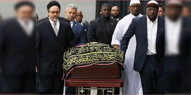 Muhammed Ali’nin tabutunu taşıyan tek Türk oydu! “Allah’tan zenginlik istedim, bana İslam’ı verdi.”