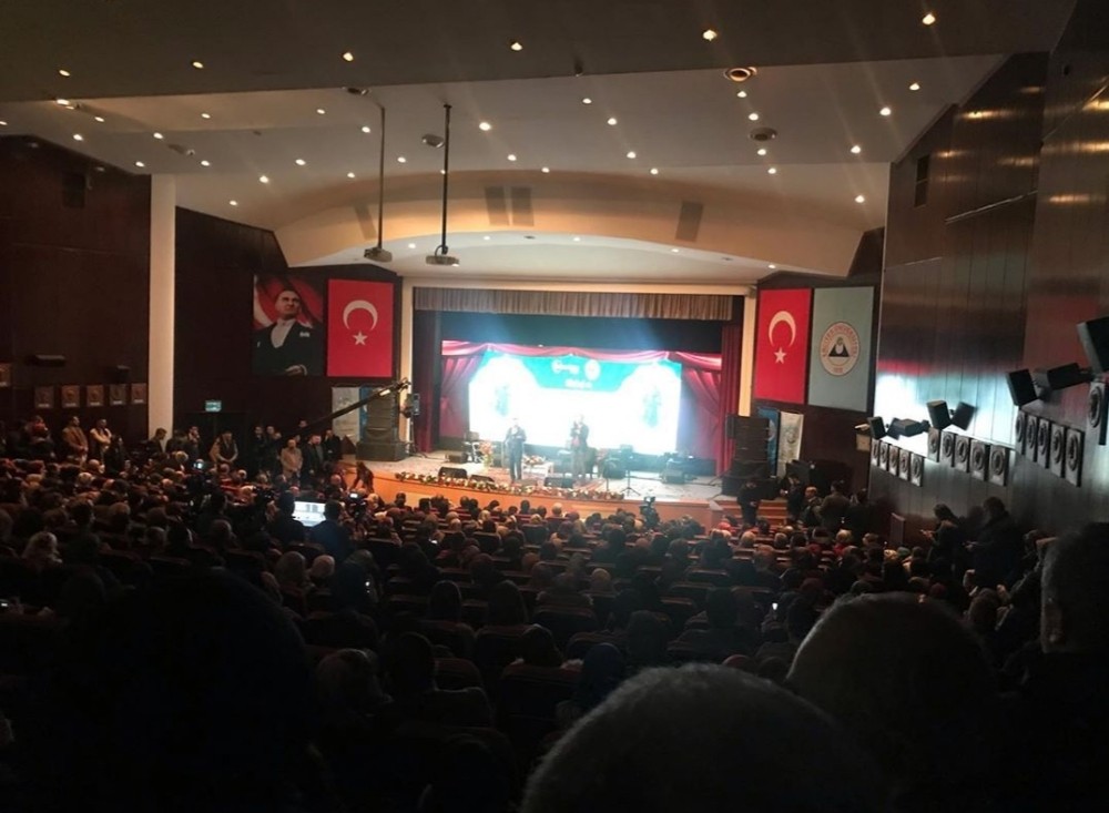 ’Muhammed Aşkına’ programına yoğun ilgi 