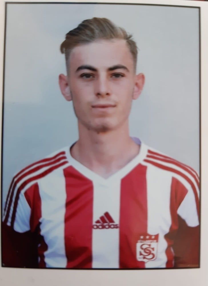 Muhammed Emin Ergin, Sivasspor’a transfer oldu 