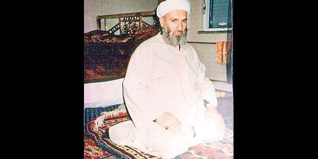 Muhammed Raşid Hoca rahmetle anılıyor