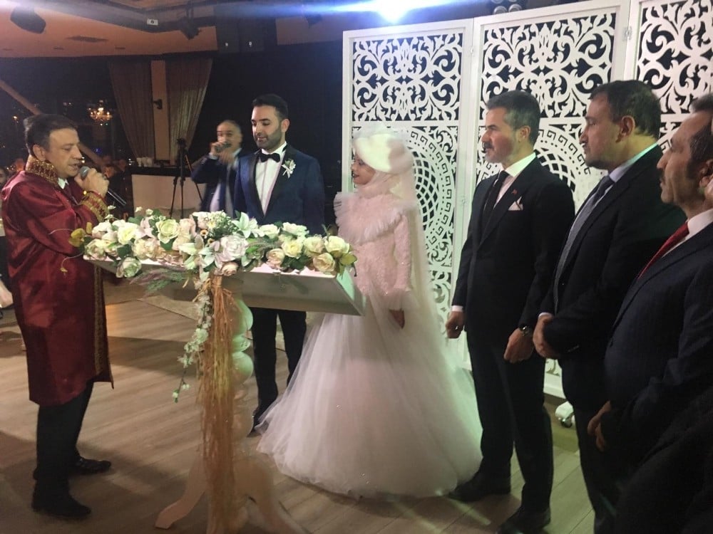 Muhammed Zübeyir ve Saliha Teke ile evlendi 