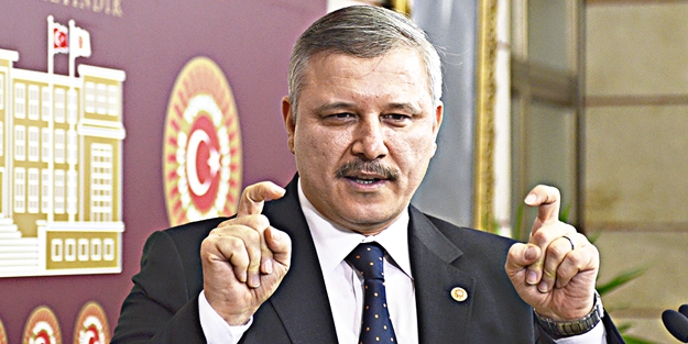 Muhammed Çetin’den ZAMAN ayarlı istifa