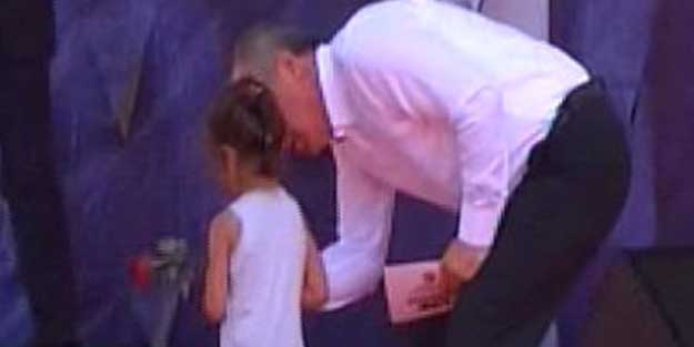 Muharrem İnce'nin sevimli görünme çabası