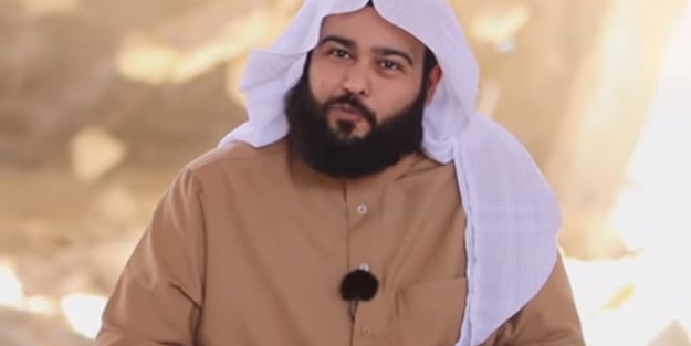Muhaysini ilk defa Türkçe seslendi