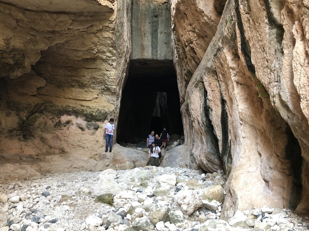 Mühendislik harikası "Titus Tüneli"ne turist akını 