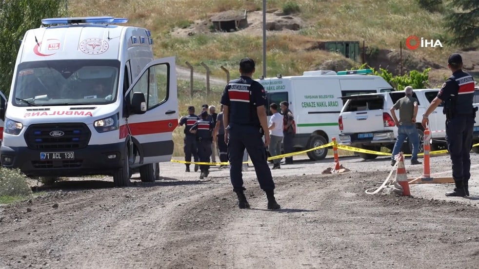 Mühimmat deposunda patlama: Can kayıplarımız var