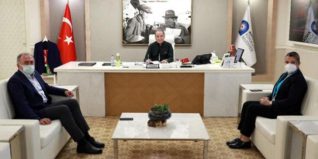 Muhittin Böcek iyileşir iyileşmez Kılıçdaroğlu'nun adamını göndermişti... Parti karıştı!