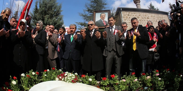 Yazıcıoğlu vefatının 6.yılında dualarla anıldı