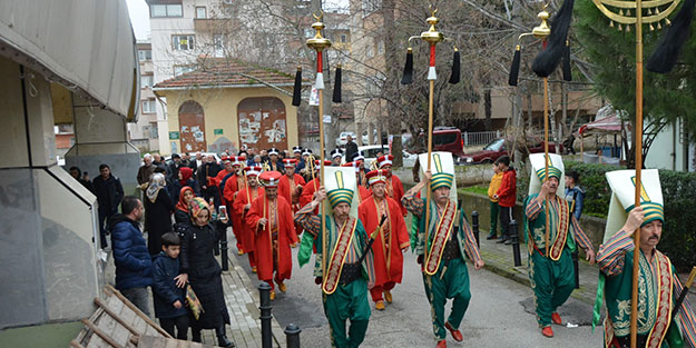 Muhtar adayı işi büyüttü