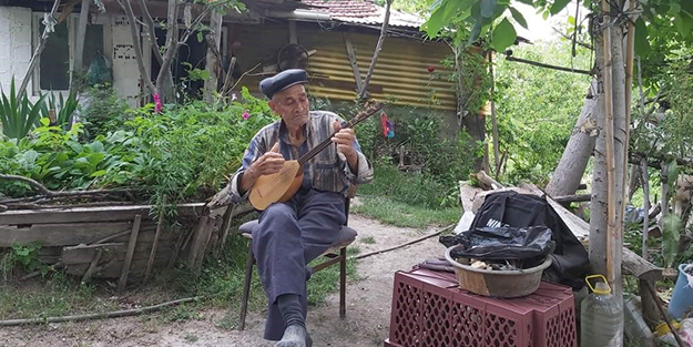 'Muhtar mı oldun Kezban yenge' türküsünün mimarı vefat etti