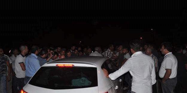 Muhtar silah çekip durdurdu! Duyan oraya koştu…