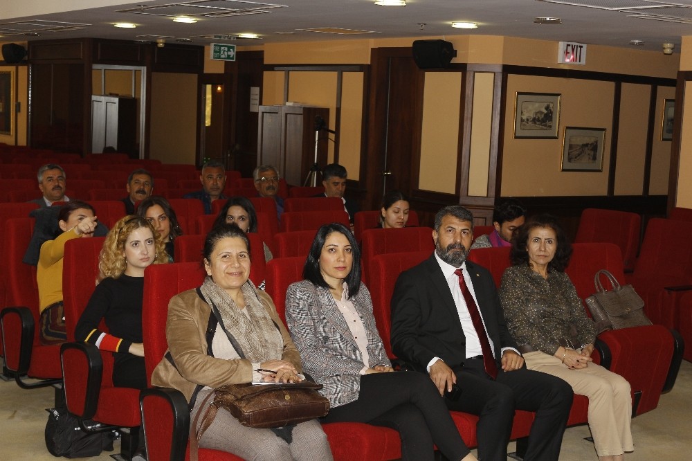 Muhtarlar şiddete uğrayan kadınlara ilk desteği verebilecek 