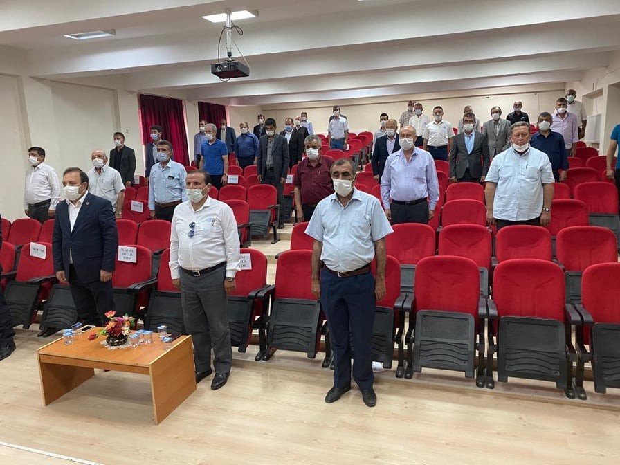 Muhtarlara teşekkür belgesi verildi 