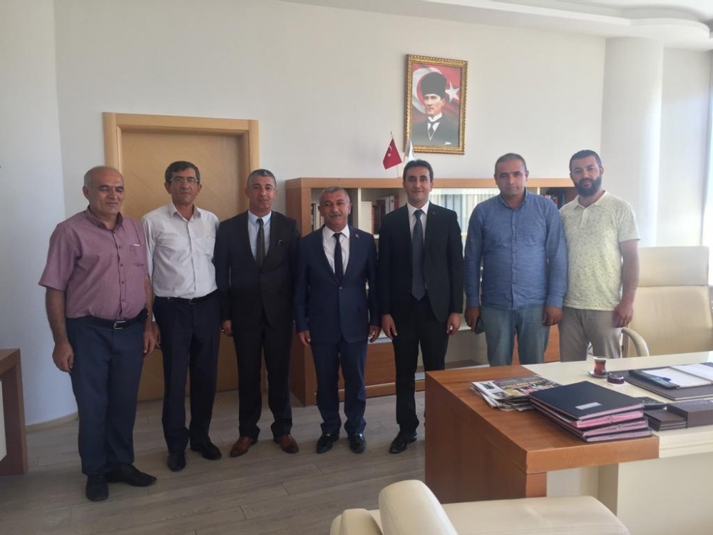 Muhtarlardan Büyükşehir Belediyesine ziyaret 
